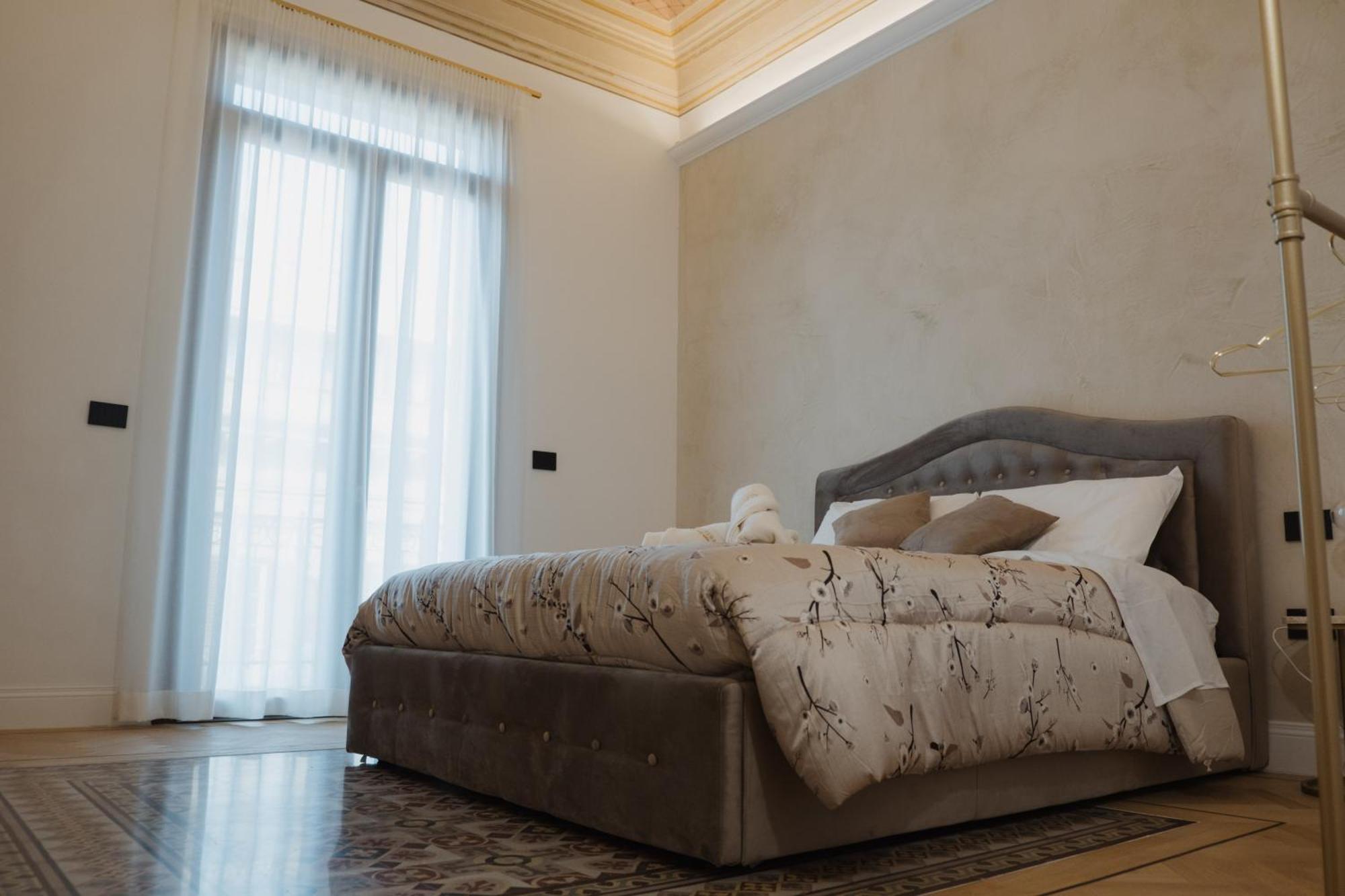 Butera 505-Luxury Suites Bagheria Bagian luar foto
